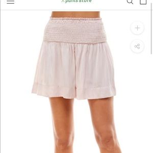 Blush posh shorts